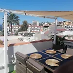 - Sun House - Holidays - *